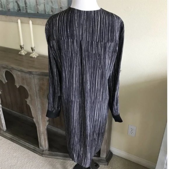 Vince Silk Wavy Stripe Shirt Dress Tunic Oversized Striped Black NWOT - Picture 4 of 5
